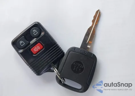 2006 Ford Escape Xlt/Xlt Sport из США, поврежденный, VIN 1FMCU03166KB34803